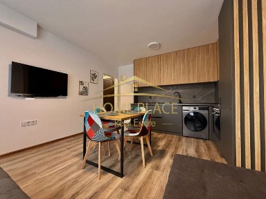 ПАРКОМЯСТО! Двустаен апартамент под наем - Възраждане 3