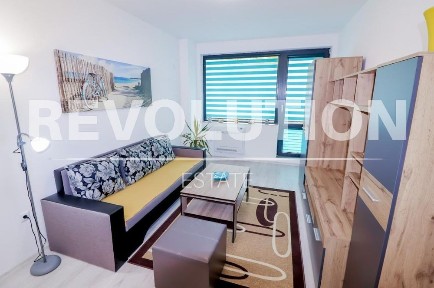 Област Варна, гр. Варна, Лятно кино Тракия