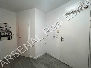 Отдаваме под наем 2-стаен в Лагера