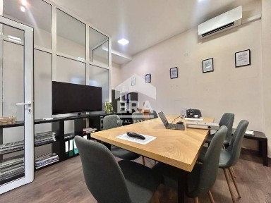 Търговски обект за продажба в кв. Манастирски ливади