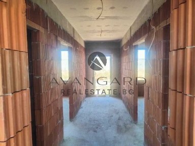 оф. 24527 Самостоятелна къща/ Оризари