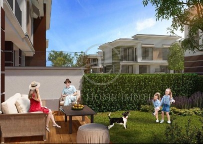 Реф. 2291 Къща / Двуетажна с Двор / Остромила