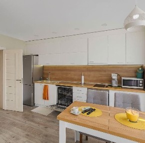 Двустаен апартамент в района на Възраждане!