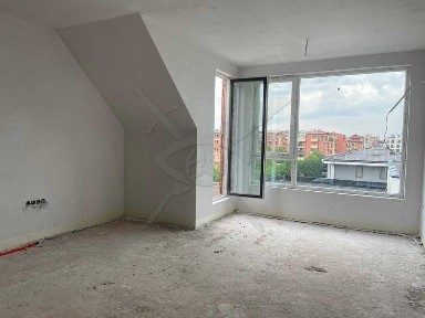 оф. 23955 Двустаен с акт 16/ Кючук Париж