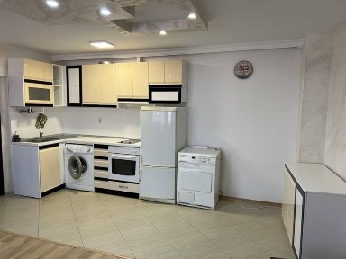 Двустаен, под наем, ж. к Лазур