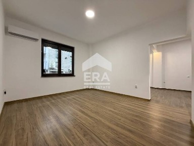 Офис след основен ремонт зад Църква 