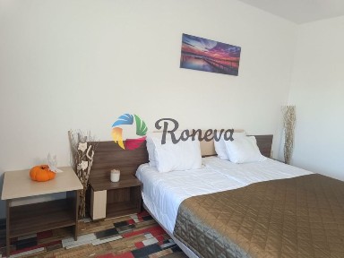 Едностаен обзаведен Св. Св. Константин и Елена!