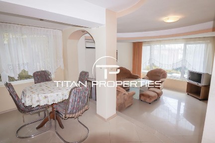 Етаж от къща, под наем, кв. Бриз