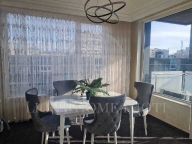 Реф. 71 Тристаен / Кършияка