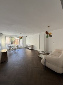 Ателие под наем в центъра, Бургас. В момента подходящо за офис.