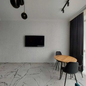 Топ локация! Тристаен апартамент в СУПЕР център