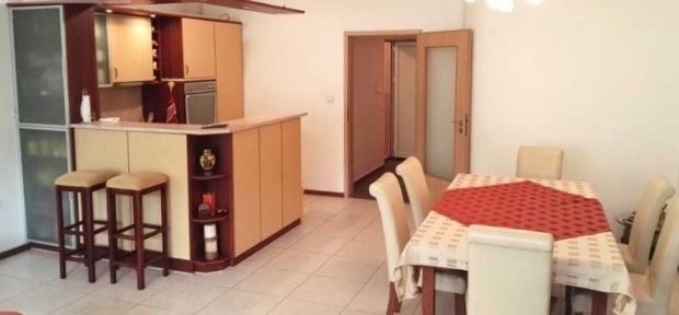 Тристаен, под наем, жк. Манастирски ливади