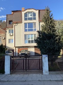 МЕЗОНЕТ 195кв гр. Дупница център, затворен комплекс+парко място