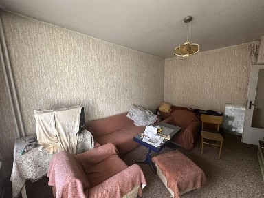 2стаен непреходен апартамент Перник кв Драгановец в близост до център