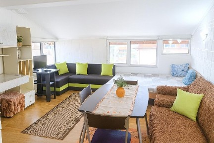 Област Пловдив, гр. Пловдив, Каменица 2