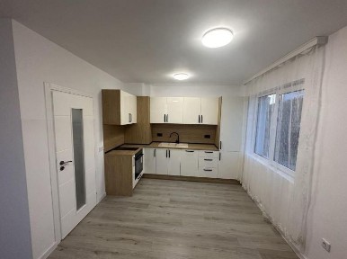 Област Варна, гр. Варна, Възраждане 4