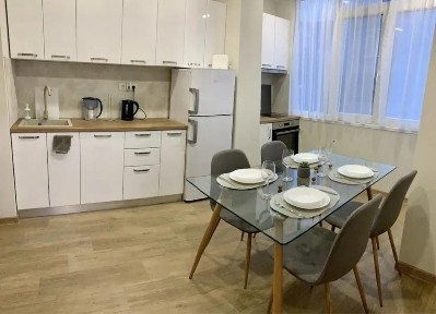 Тристаен апартамент, под наем, кв. Базар Левски