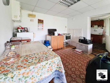 140331 ЕКСКЛУЗИВНО! Двуетажна къща с гараж и кладенец в с. Дъскот