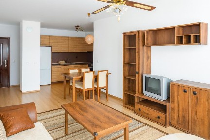 Тристаен апартамент в района на кв. Гагарин