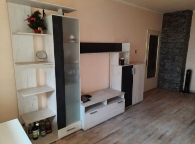 Двустаен, под наем, ж. к Люлин 10