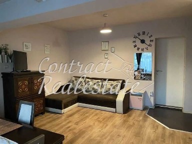 Двустаен Обзаведен Лятно кино тракия !