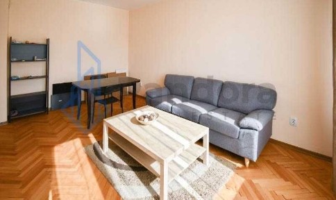 Двустаен апартамент под наем в кв. Младост 1