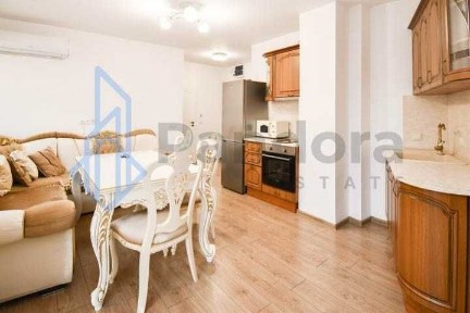 Тристаен апартамент под наем в кв. Студентски град