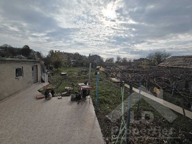 Двуетажна къща, гр. Генерал Тошево