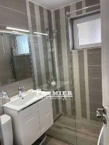 Прекрасен Тристаен апартамент за продажба до курорт Албена