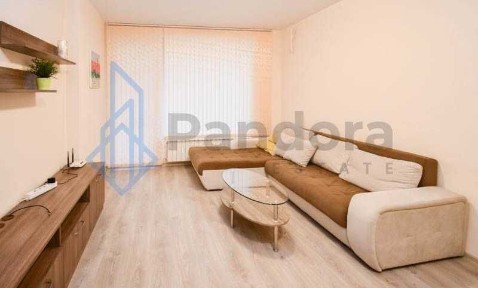 Двустаен апартамент под наем в кв. Младост 3