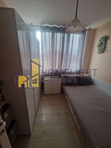 Двустаен апартамент в кв. Дружба 1