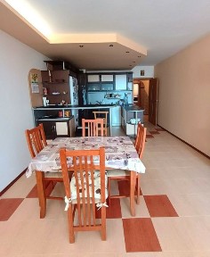 Тристаен апартамент в кв. Колю Фичето