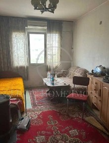 Реф. 3331 Двустаен Апартамент с Три Отделни Помещения / Смирненски