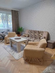 Тристаен ап. под наем в кв. Витоша