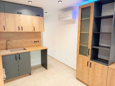 Продава двустаен апартамент с наемател до Култирния дом, Казанлък