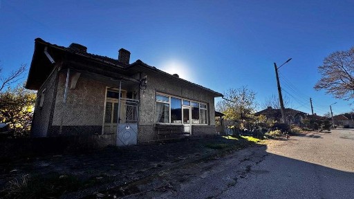 Двуетажна Къща Село Дамяново, Севлиево