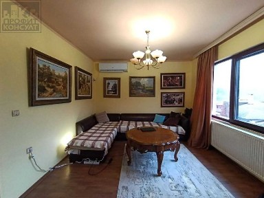 Етаж от къща в кв. 