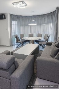 Стилен ТРИСТАЕН апартамент в кв. Кършияка