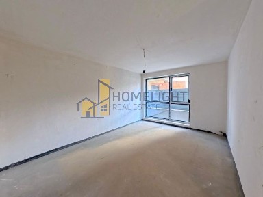 Двустаен апартамент в кв. Славия