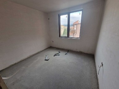 Тристаен апартамент в широк център на Благоевград - до Лидл