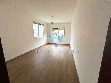 Етаж от къща, Шумен, Втори корпус