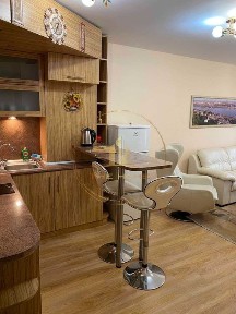 Топ Локация 2 стаен Общината