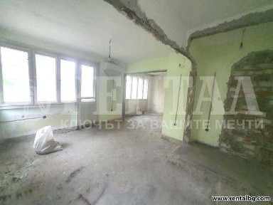 Етаж от къща в СЦ, до Градската градина