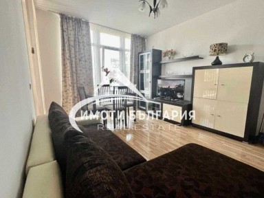 Двустаен апартамент с панорама море в Крайморие