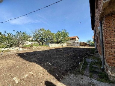 Област Пловдив, с. Брестник