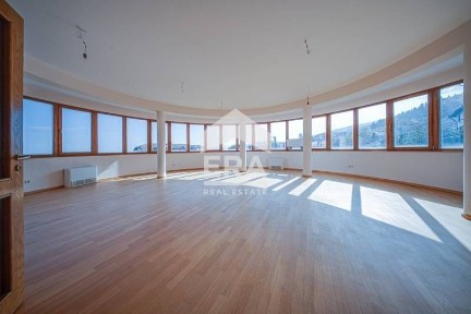 Тристаен апартамент завършен 