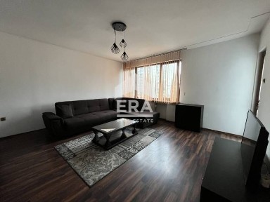 Тристаен апартамент под наем в хв. Хиподрума