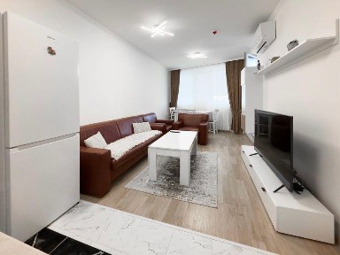 Ключ! Двустаен, под наем, к-с Сентрал парк, ж. к Славейков с паркомясто