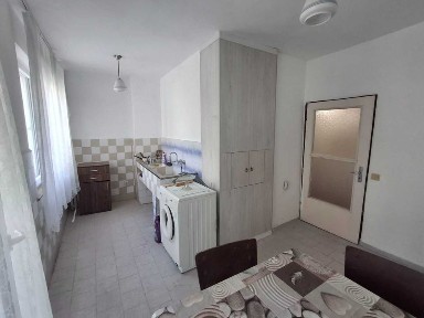 Четиристаен обзаведен апартамент Кайсиева градина-Касабова