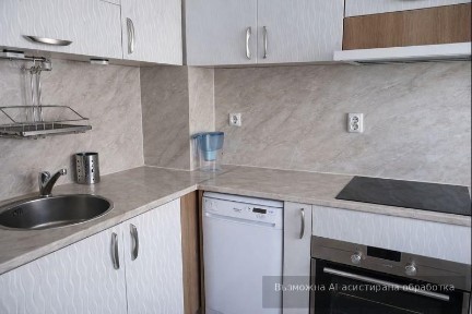 Изгоден ТРИСТАЕН апартамент в район Южен